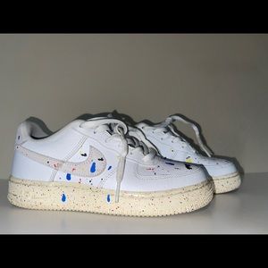 Air Force 1 LV8 Paint Splatter